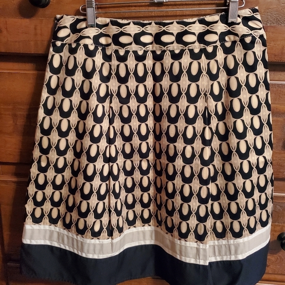 Ann Taylor Women's Skirt Midi Size 4 Black Tan Oval Print A-Line Unlined - Picture 4 of 5